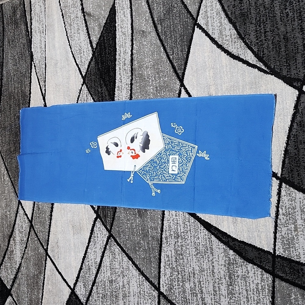 VINTAGE TENUGUI JAPANESE TEA TOWEL